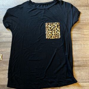 Elegant Black Women's Tee with Leopard Accent